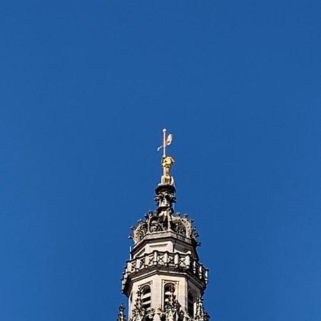 Ferienwohnung Au Pied Du Beffroy Arras Exterior foto
