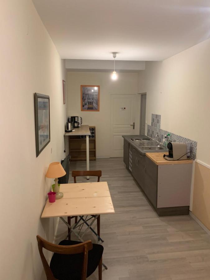 Ferienwohnung Au Pied Du Beffroy Arras Exterior foto