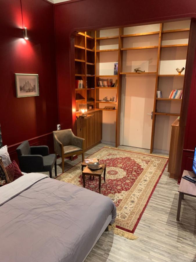 Ferienwohnung Au Pied Du Beffroy Arras Exterior foto